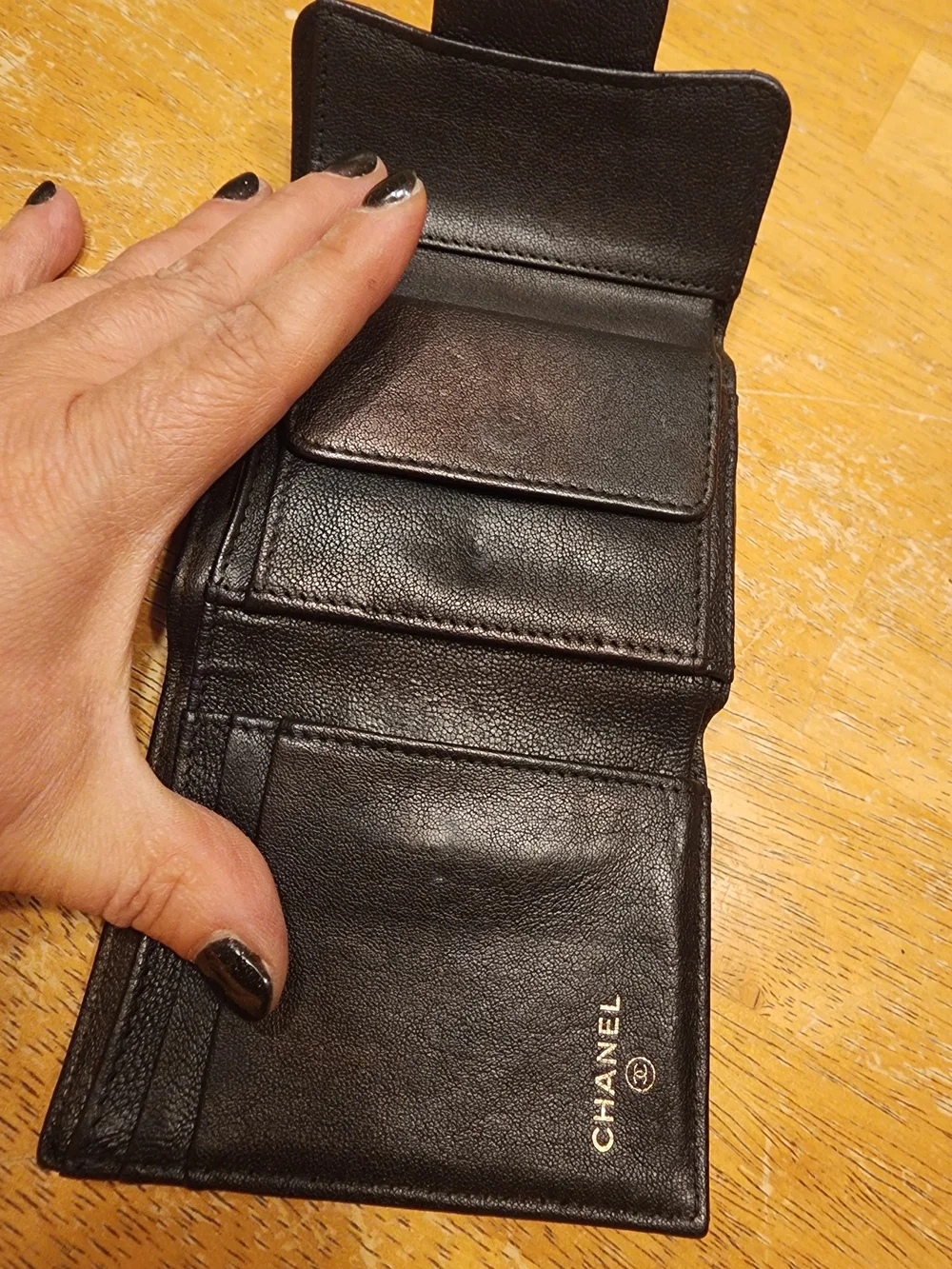 black quilted leather Chanel 2.55 Reissue compact wallet